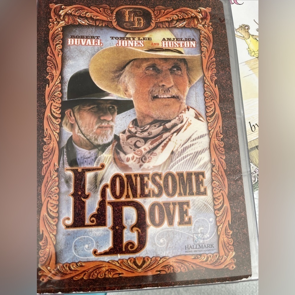 Lonesome Dove DVD - Robert Duvall , Tommy Lee Jones, Danny Glover